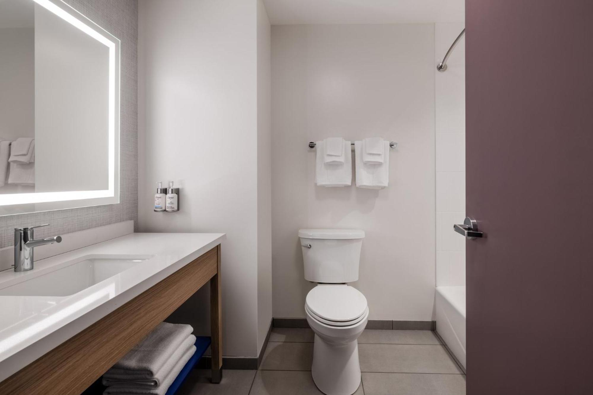 Garner Hotel Gonzales By Ihg Ngoại thất bức ảnh