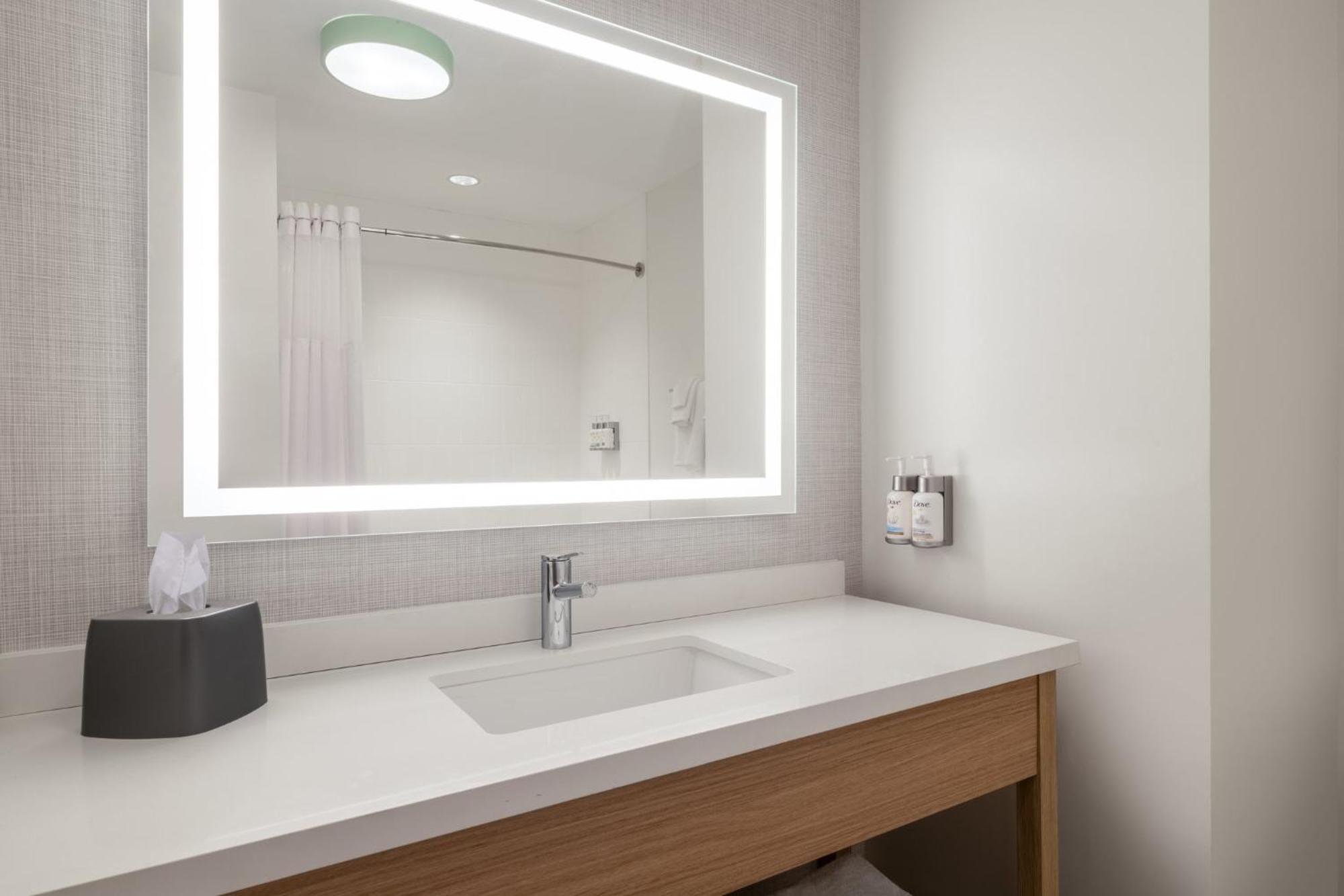 Garner Hotel Gonzales By Ihg Ngoại thất bức ảnh